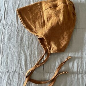 Briar baby bonnet 6-12 months